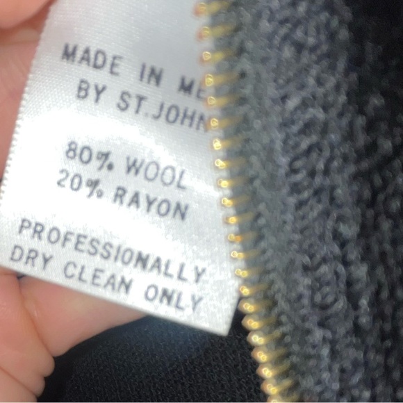 St. John Sport By Marie Gray Black Wool Blend Hooded zip Sweater Jacket - Picture 5 of 5
